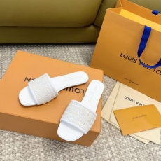 Louis Vuitton Slippers